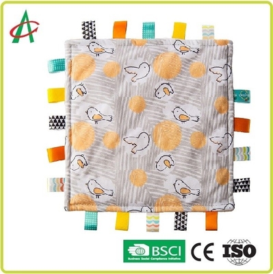 3.2 পাউন্ড নবজাতকের কমফরটার খেলনা 12x12 ইঞ্চি প্রিন্টিং ট্যাগ কম্বল